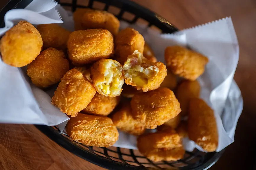 Breakfast-Bites Cheesy breakfast hash brown bites